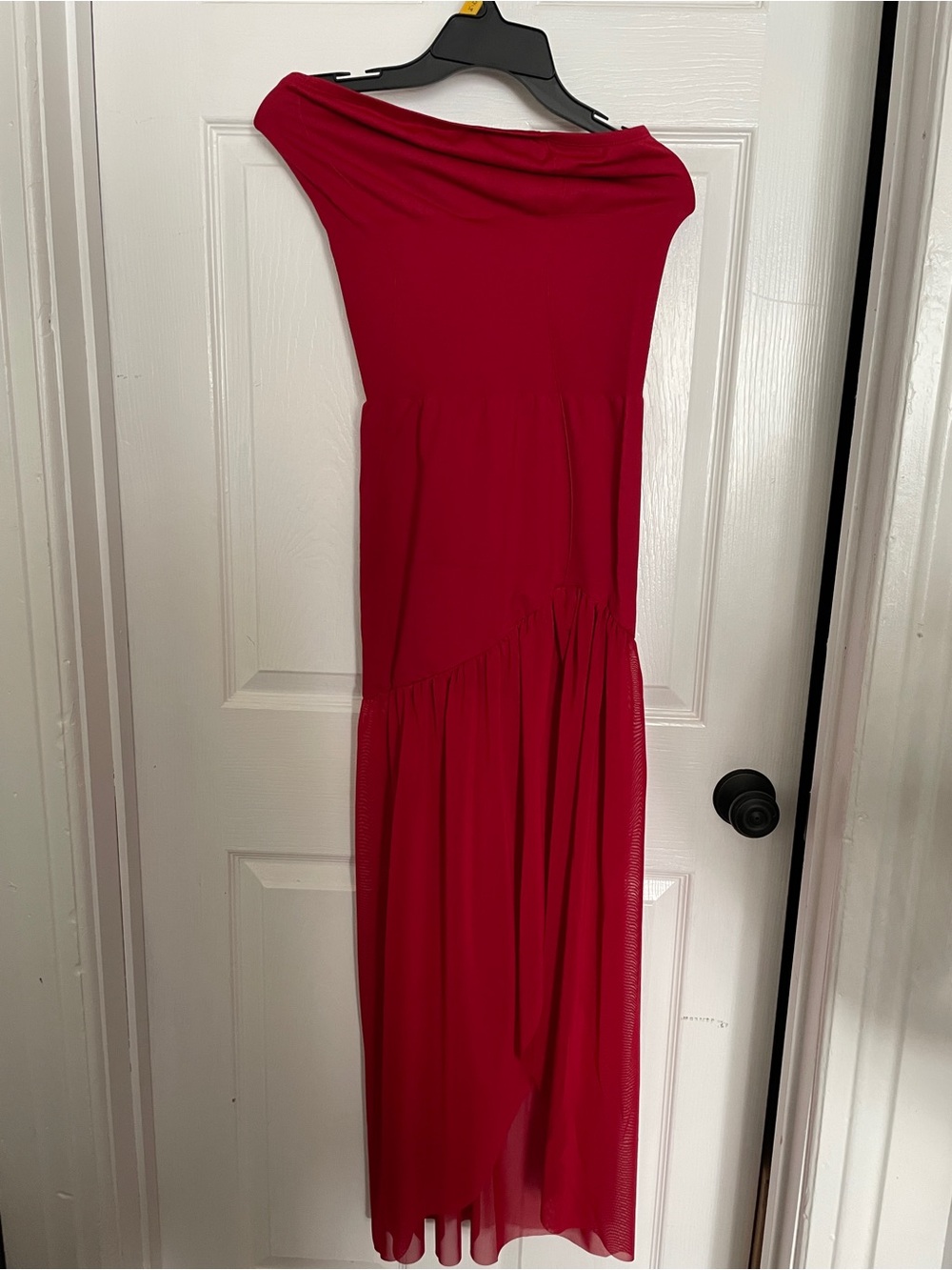 Red Off-Shoulder Maxi Dress – Elegant Evening Style